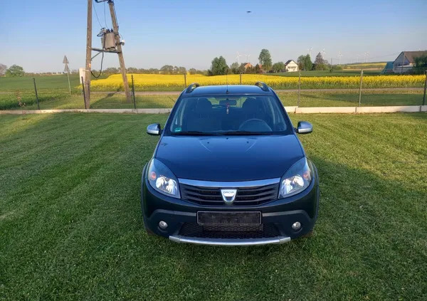 dacia sandero kielce Dacia Sandero cena 15800 przebieg: 151000, rok produkcji 2010 z Kielce